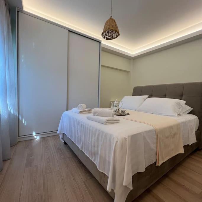 Luxury “atene”